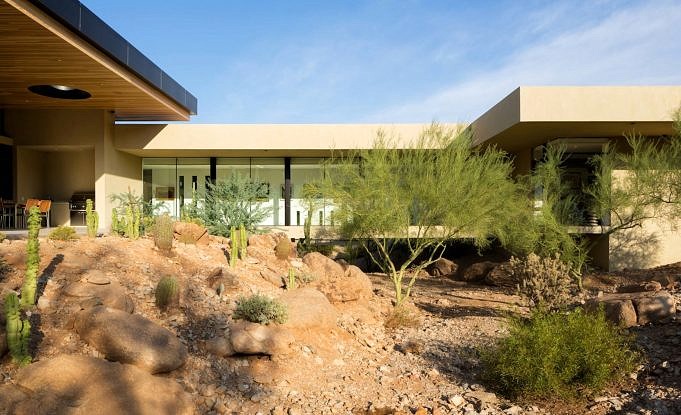 Desert Arroyo Residence / Kendle Design Collaborativa